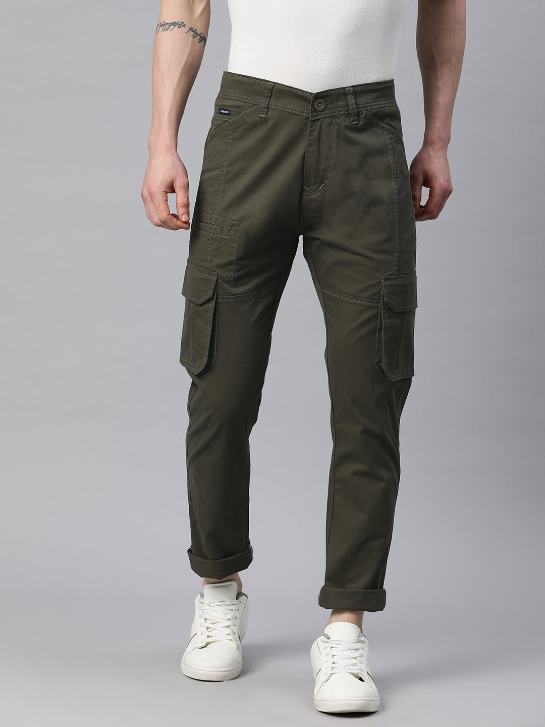 Men Green Slim Fit Cargo Trousers