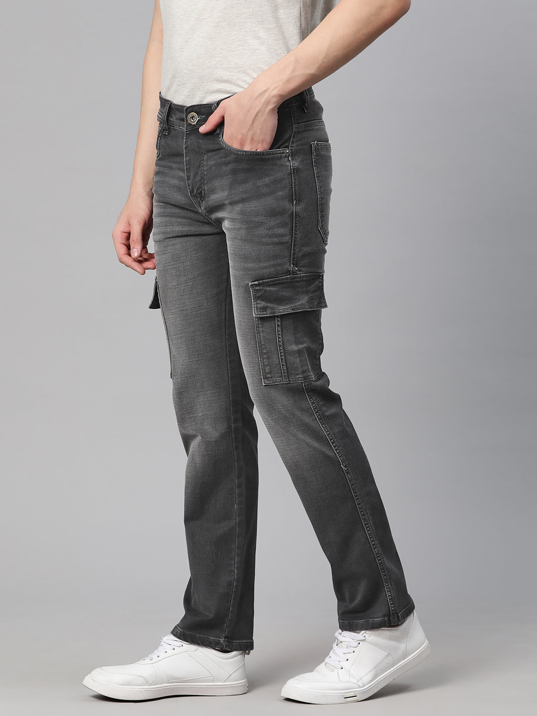 Men Grey Relaxed Fit Stretchable Cargo Jeans