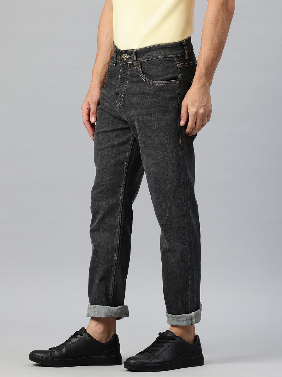 Men Grey Relaxed Fit Stretchable Jeans