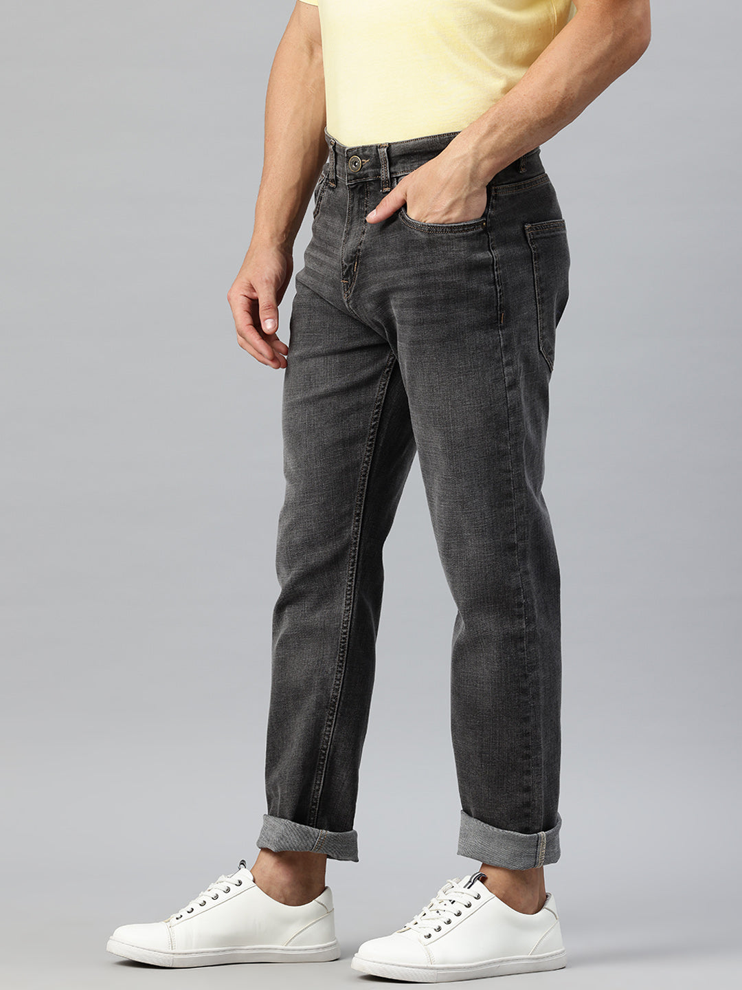 Men Grey Relaxed Fit Stretchable Jeans