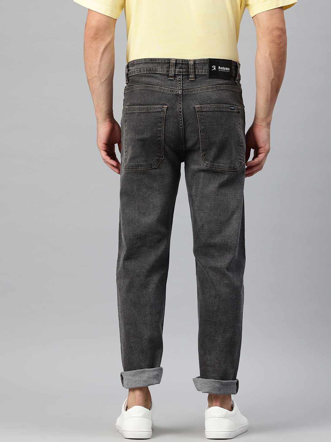 Men Grey Relaxed Fit Stretchable Jeans