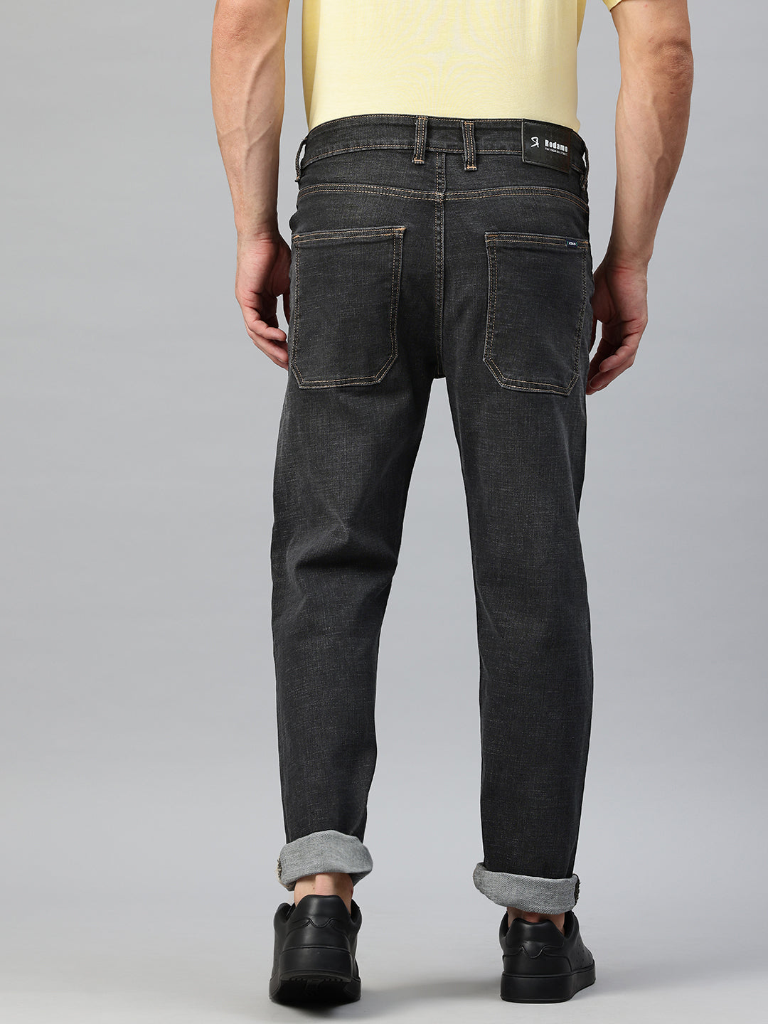 Men Grey Relaxed Fit Stretchable Jeans