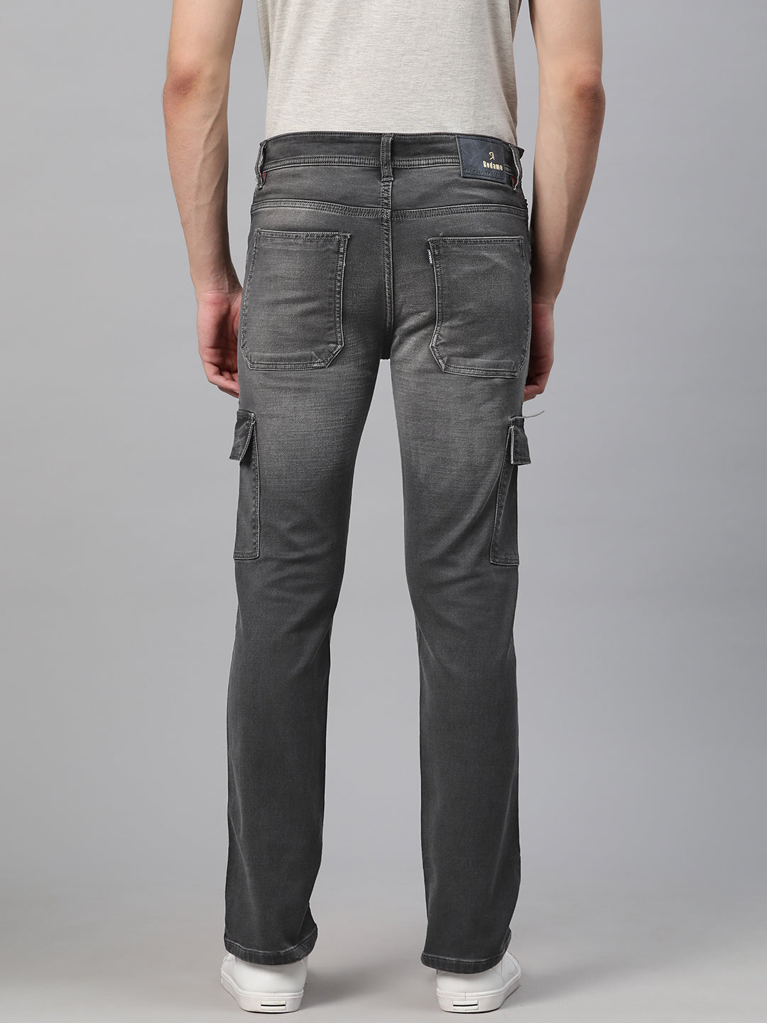 Men Grey Relaxed Fit Stretchable Cargo Jeans