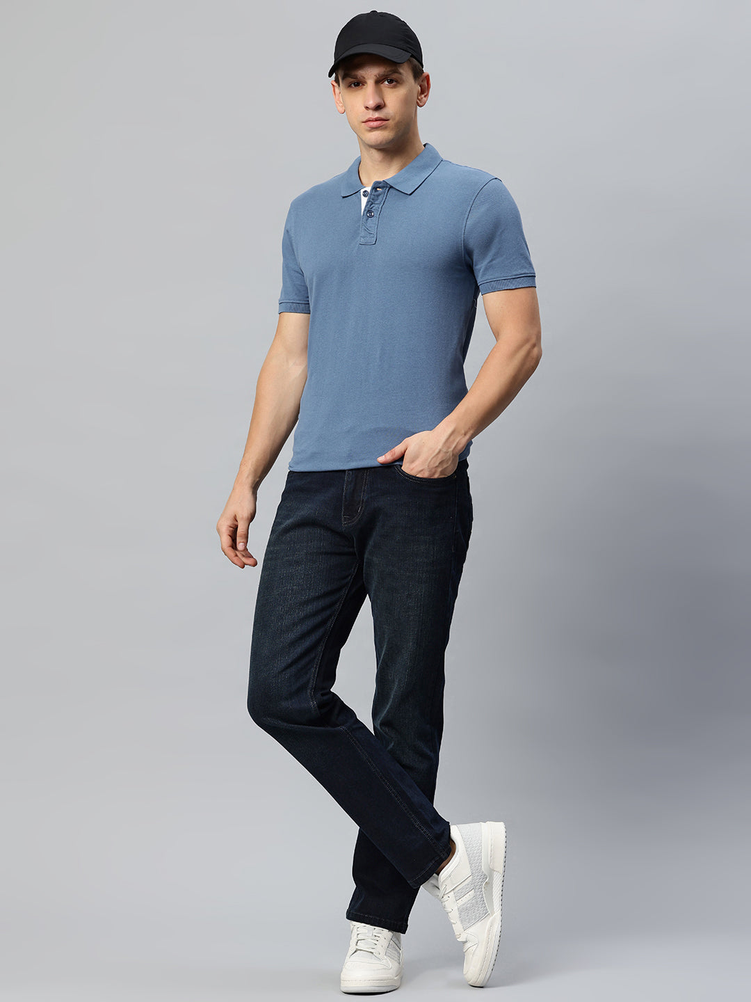 Men Blue Relaxed Fit Stretchable Jeans