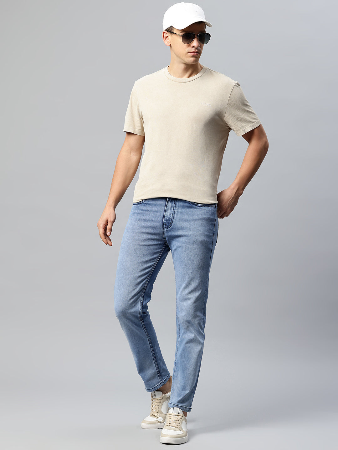 Men Blue Relaxed Fit Stretchable Jeans