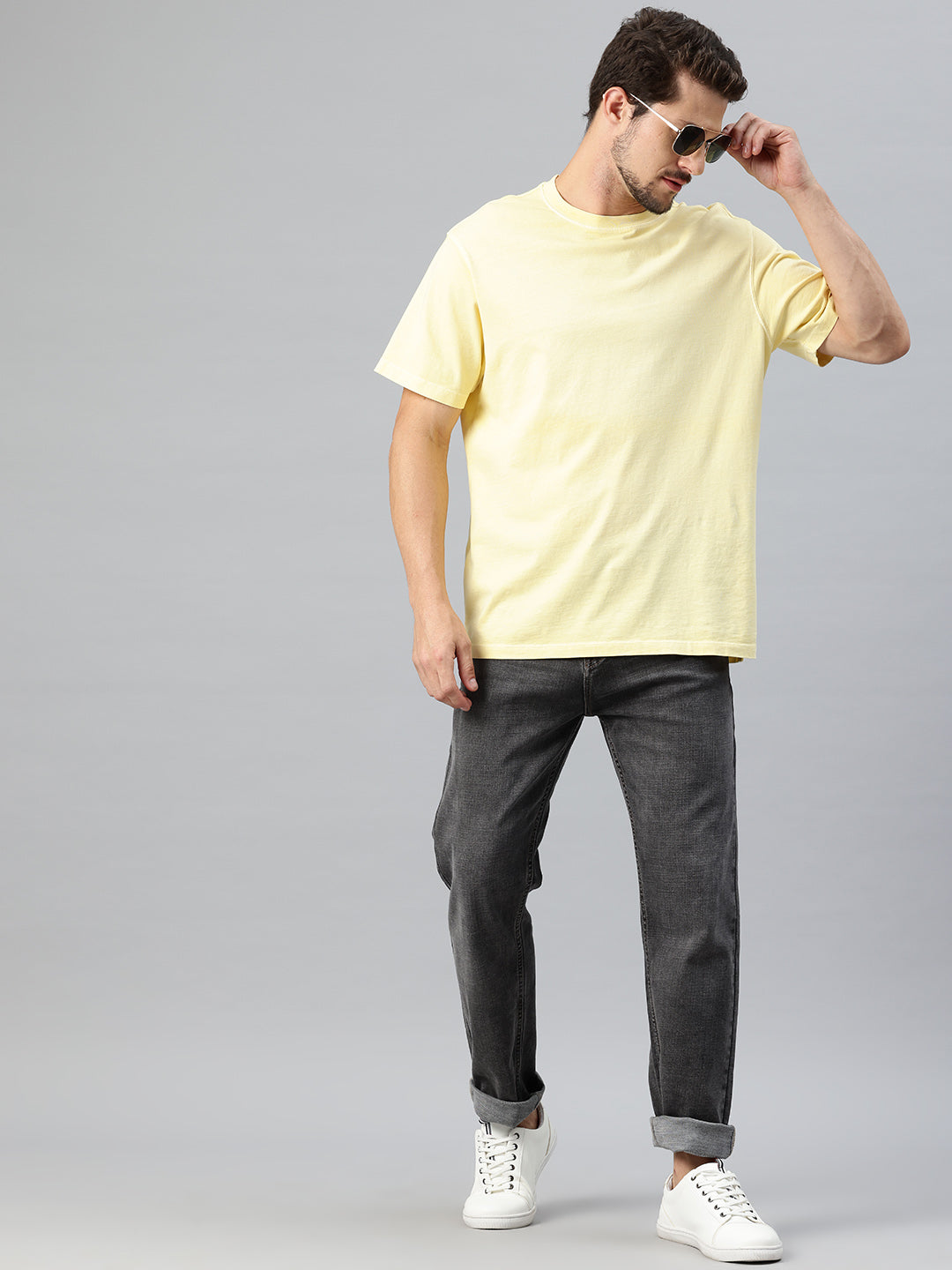 Men Grey Relaxed Fit Stretchable Jeans