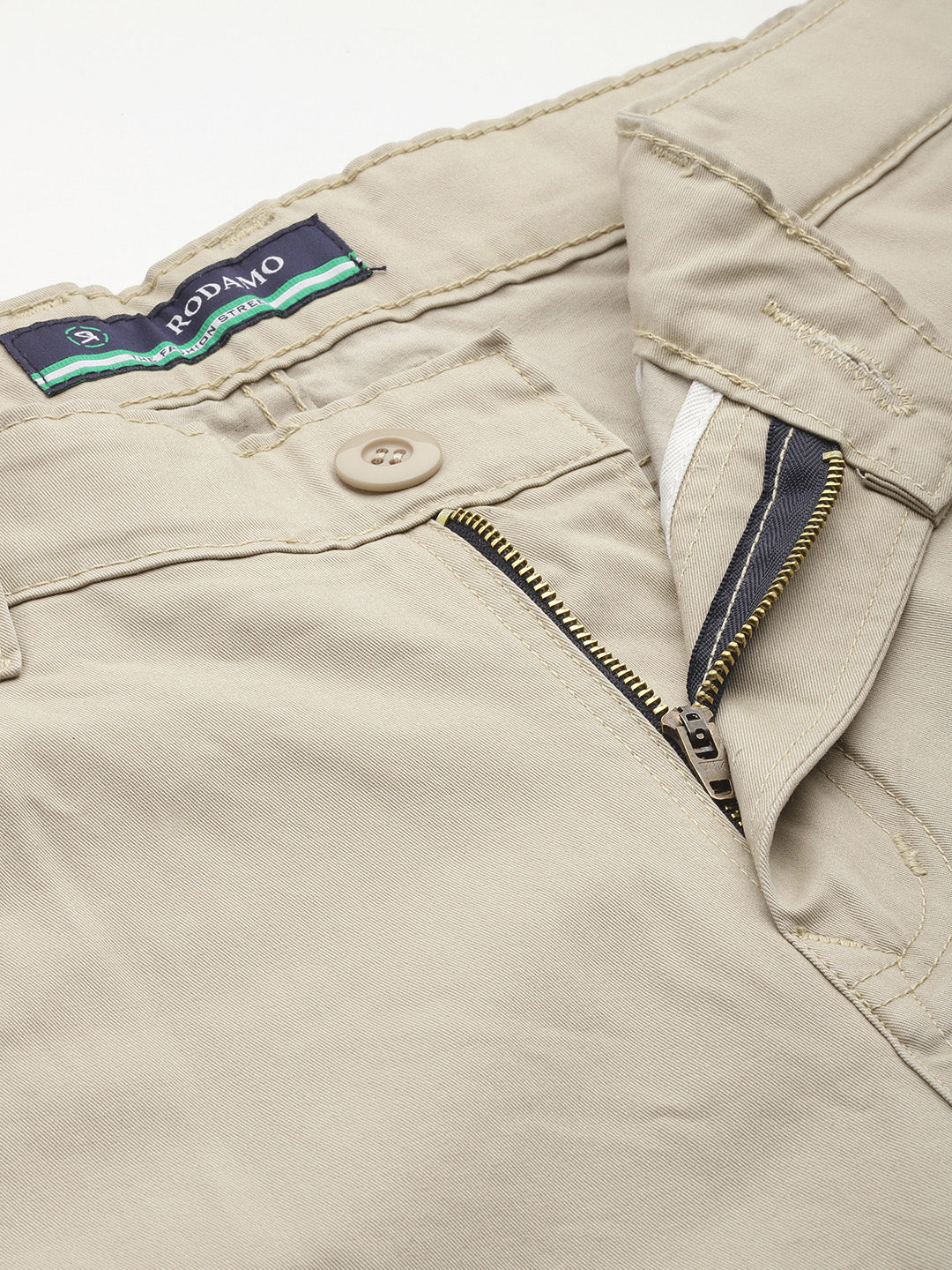 Men Beige Relaxed Fit Stretchable Cargo Trousers