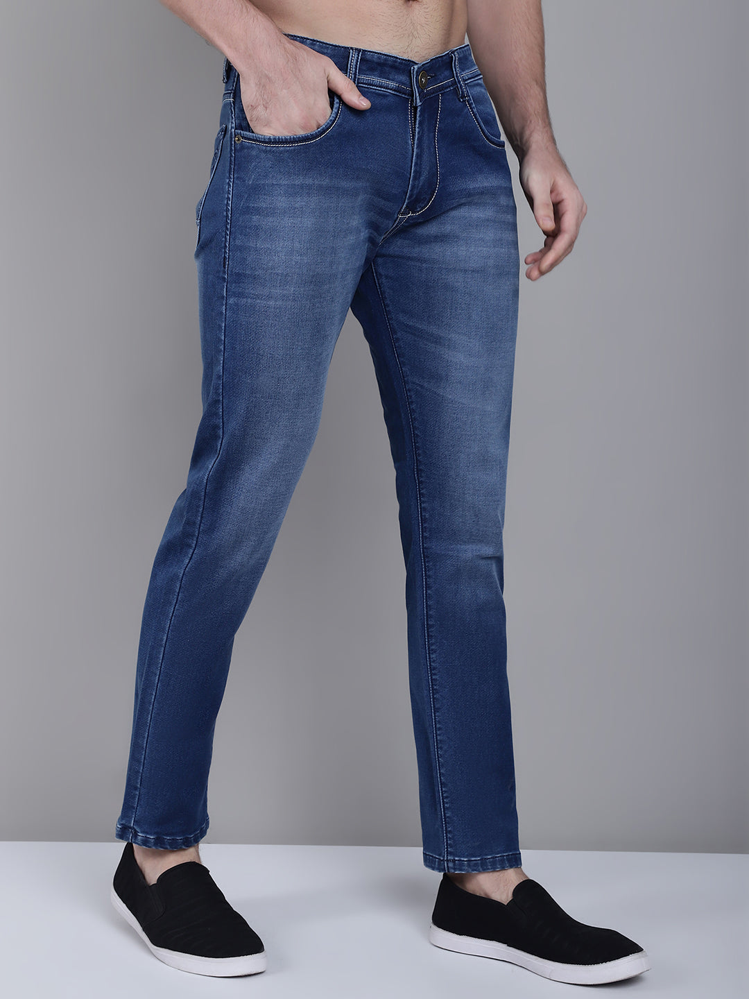 Men Blue Mid Rise Slim Fit Light Fade Stretchable Cotton Jeans