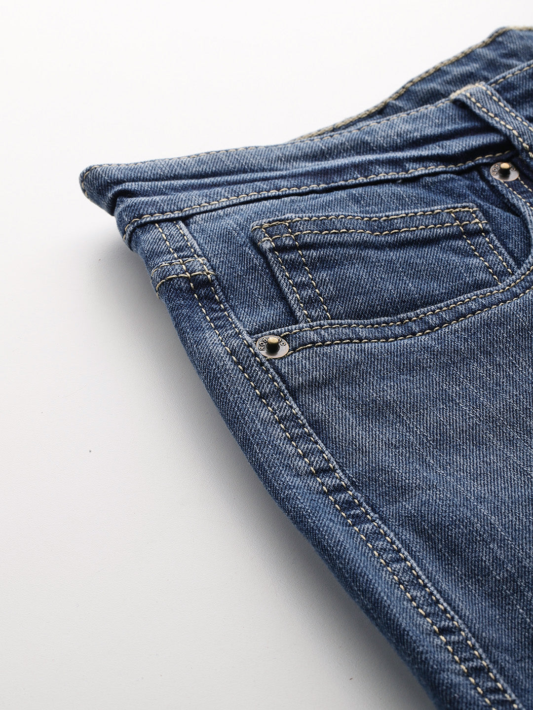 Men Blue Relaxed Fit Stretchable Cargo Jeans