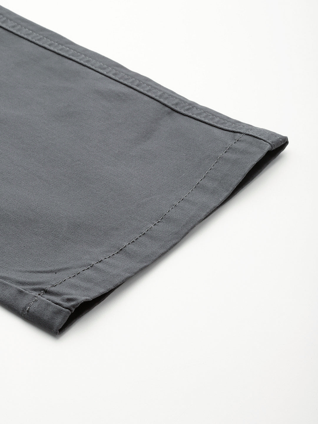 Men Grey Relaxed Fit Stretchable Cargo Trousers