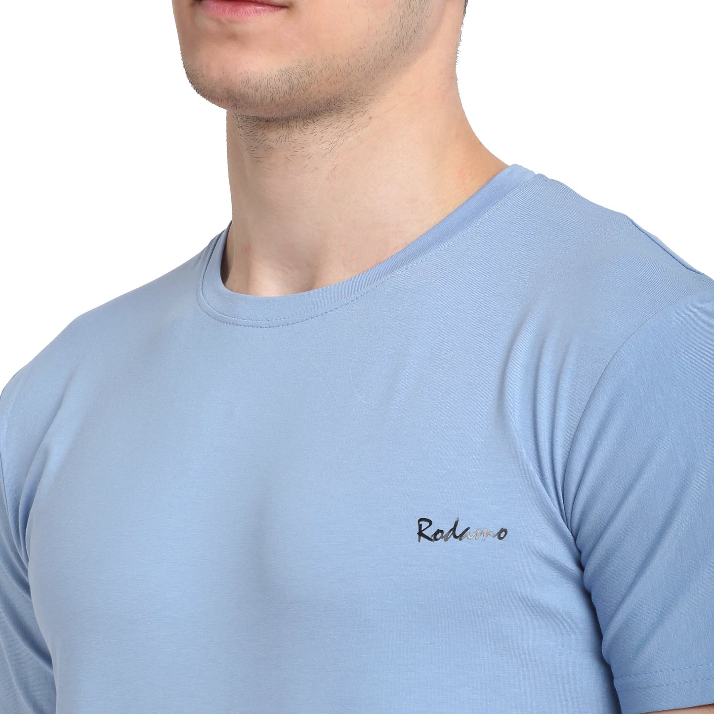 Men Blue Solid Round Neck T-shirt