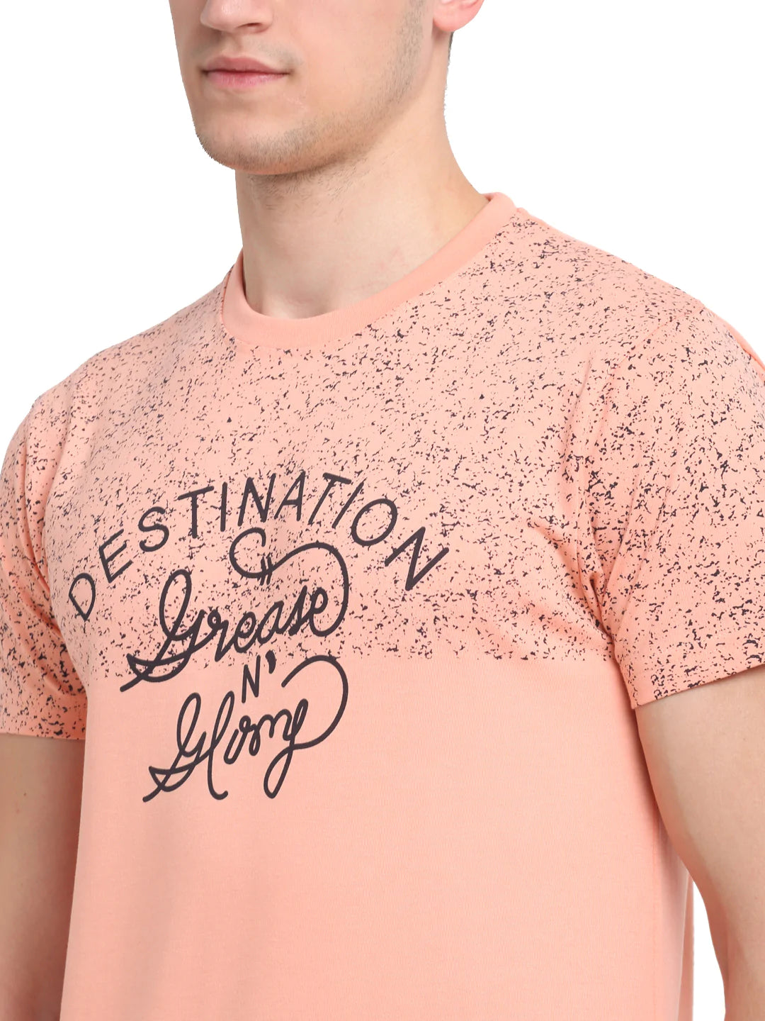 Men Peach-Coloured Typography Printed Slim Fit T-shirt