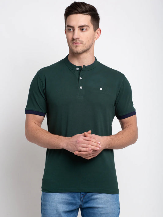 Men Green Solid Henley Neck T-shirt