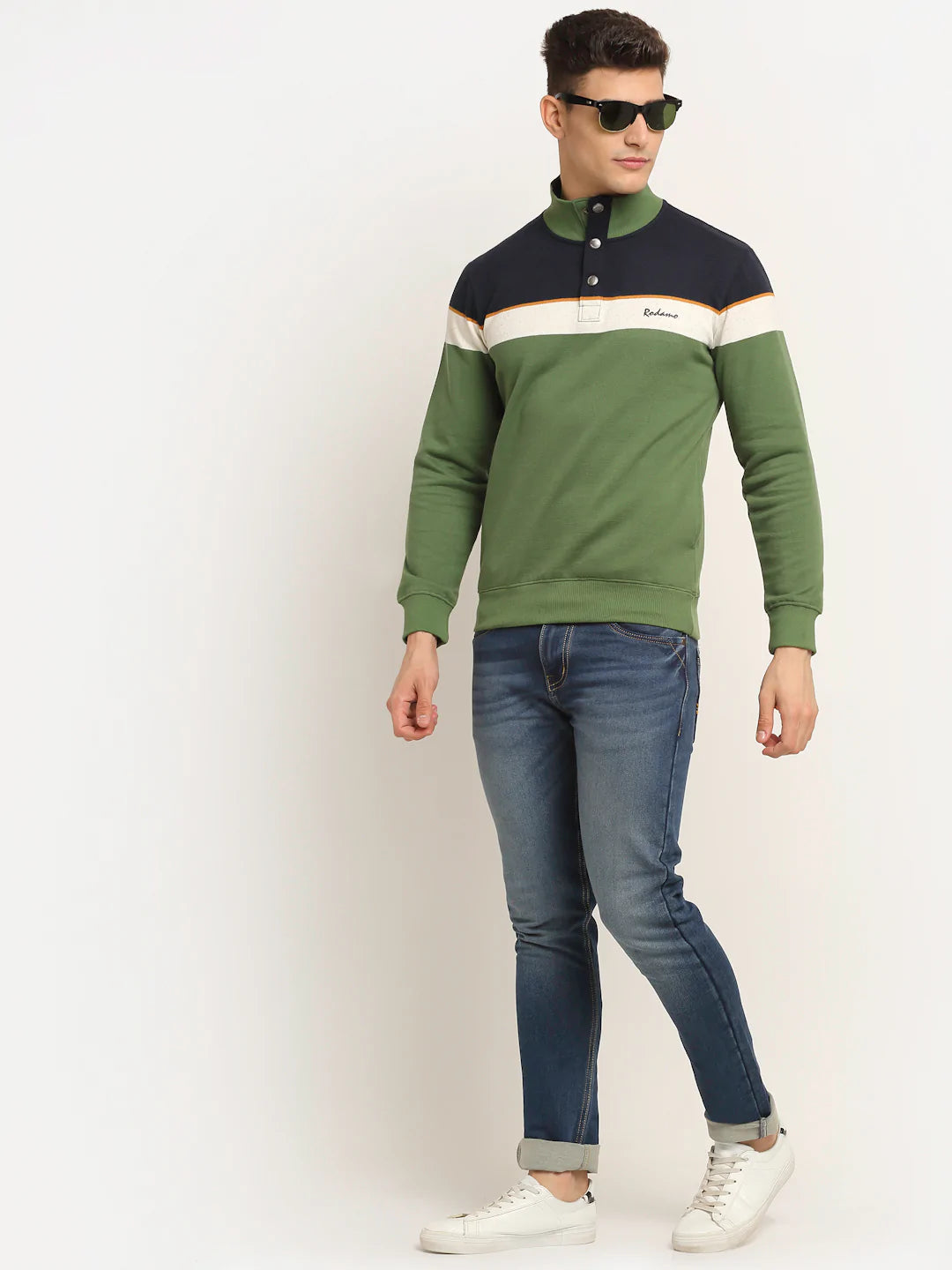 Men Green Colourblocked Sweatshirt