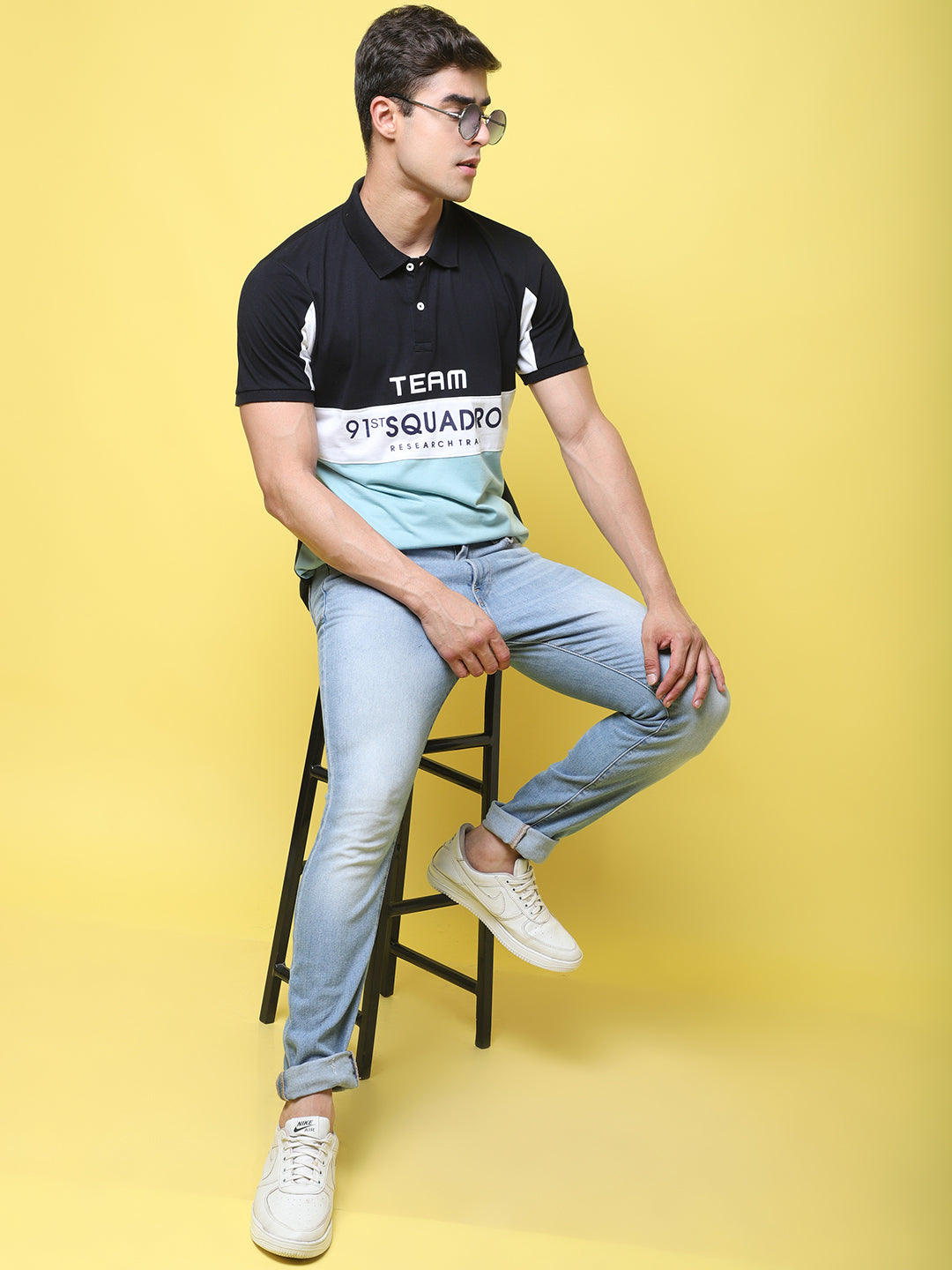 Colourblocked Polo Collar Slim Fit T-shirt