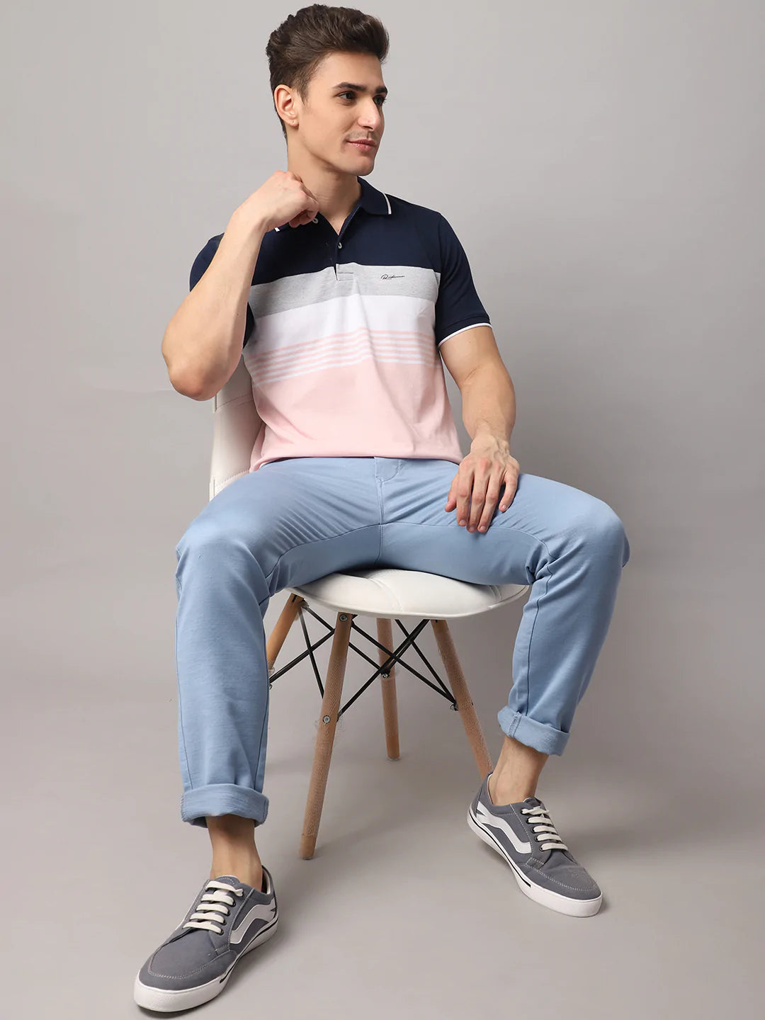 Men Multicoloured Colourblocked Polo Collar Slim Fit T-shirt