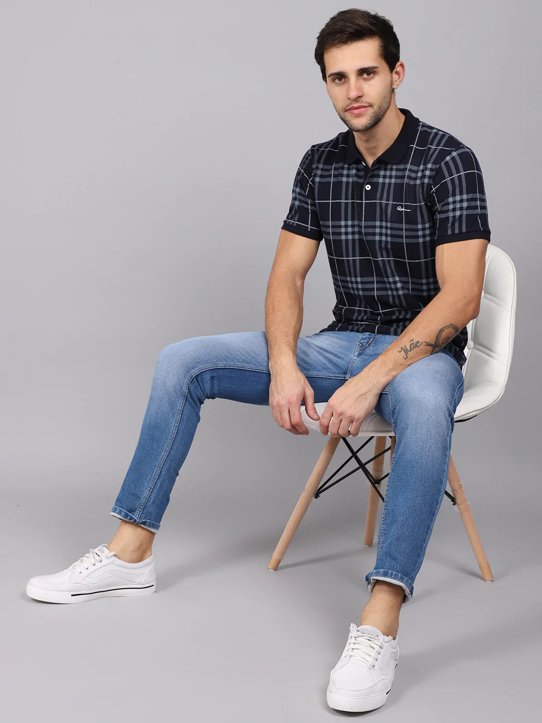 Men Blue Checked Polo Collar Slim Fit T-shirt