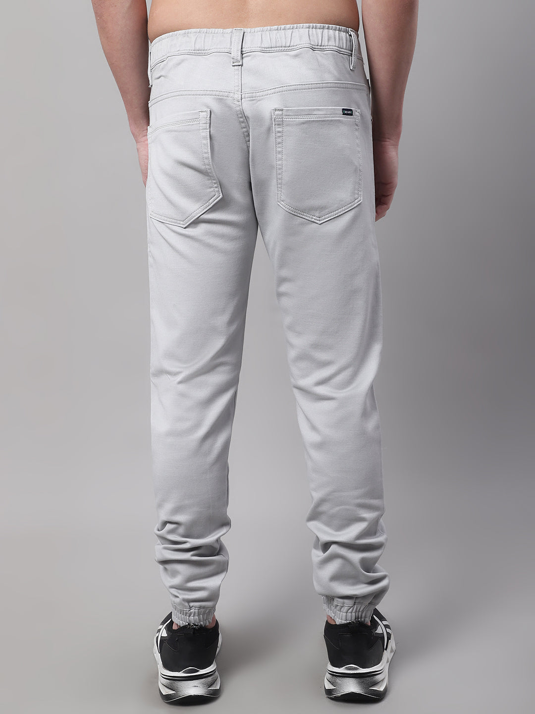 Men Grey Slim Fit Mid Rise Solid Jogger Jeans