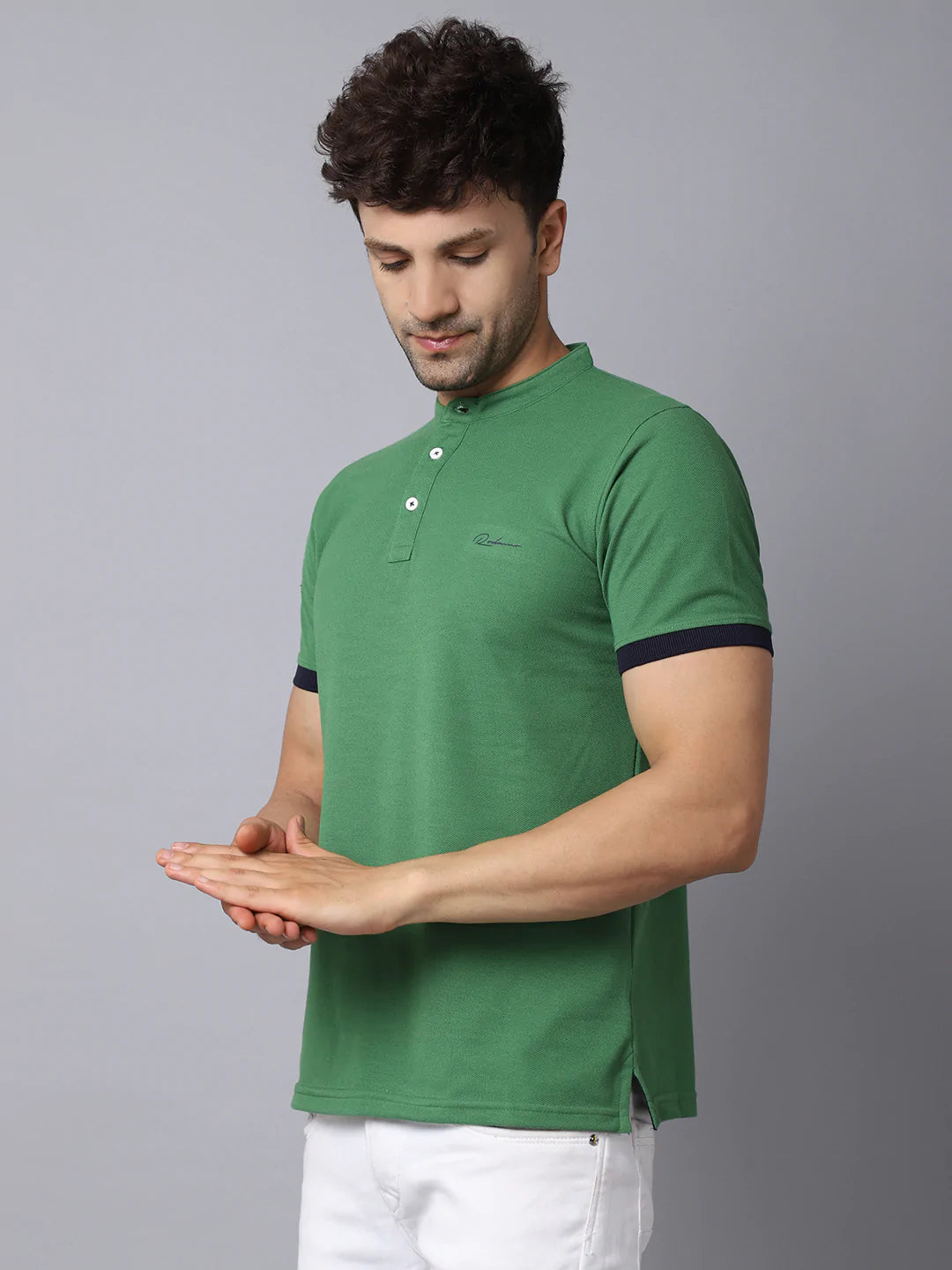 Men Green Mandarin Collar Slim Fit T-shirt