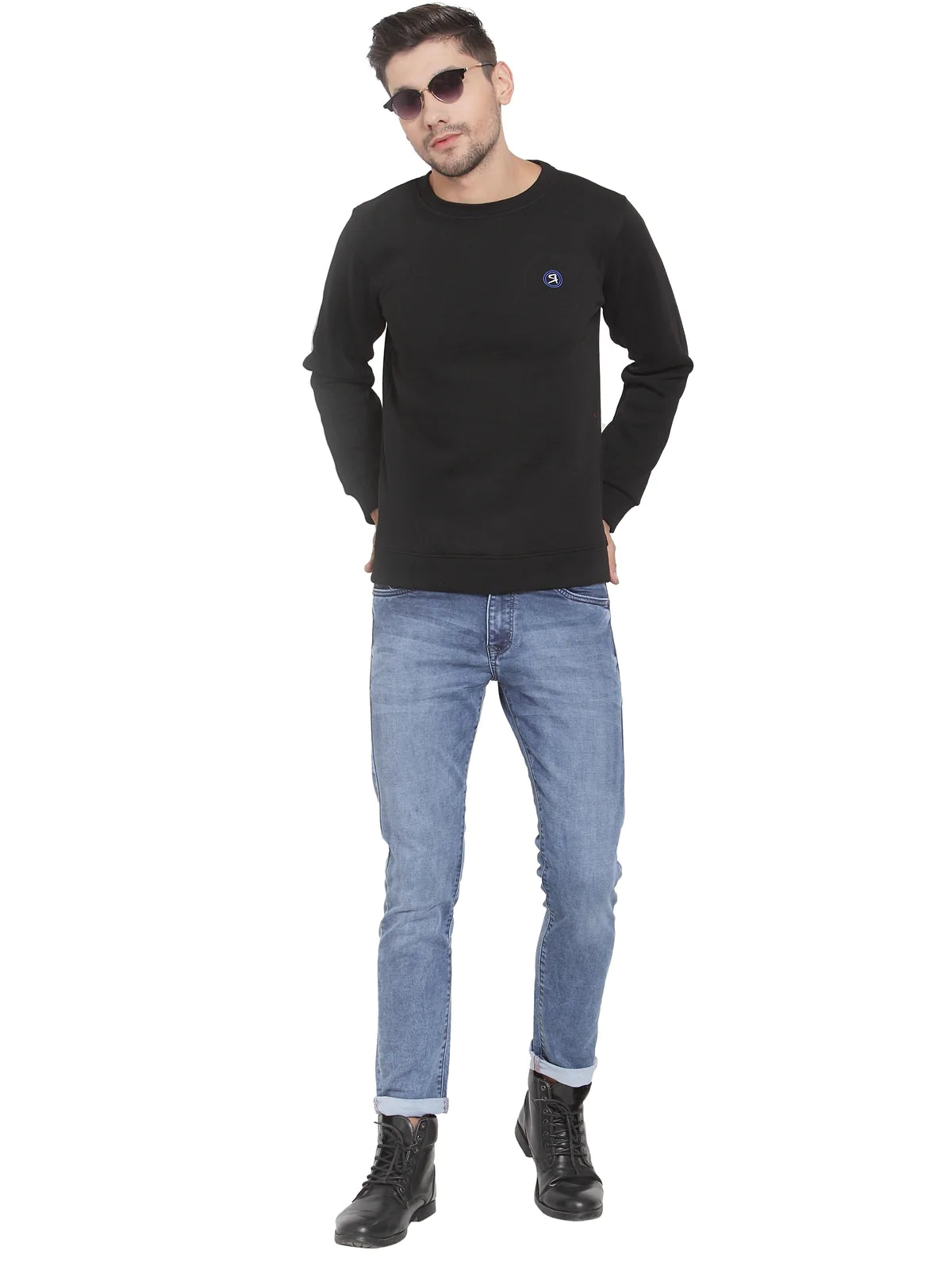 Men Black Slim Fit Sweatshirts