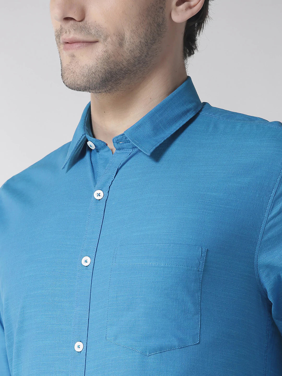 Men Blue Slim Fit Solid Casual Shirt
