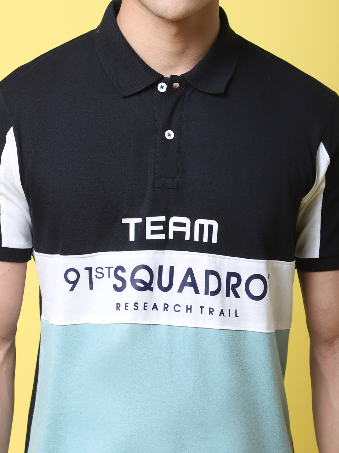 Colourblocked Polo Collar Slim Fit T-shirt