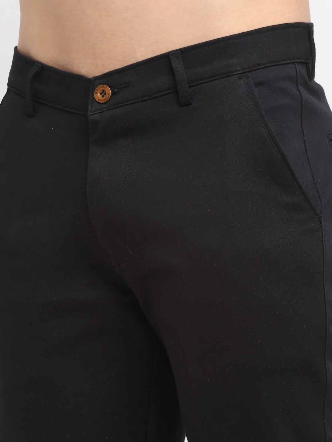 Men Black Solid Slim Fit Chinos
