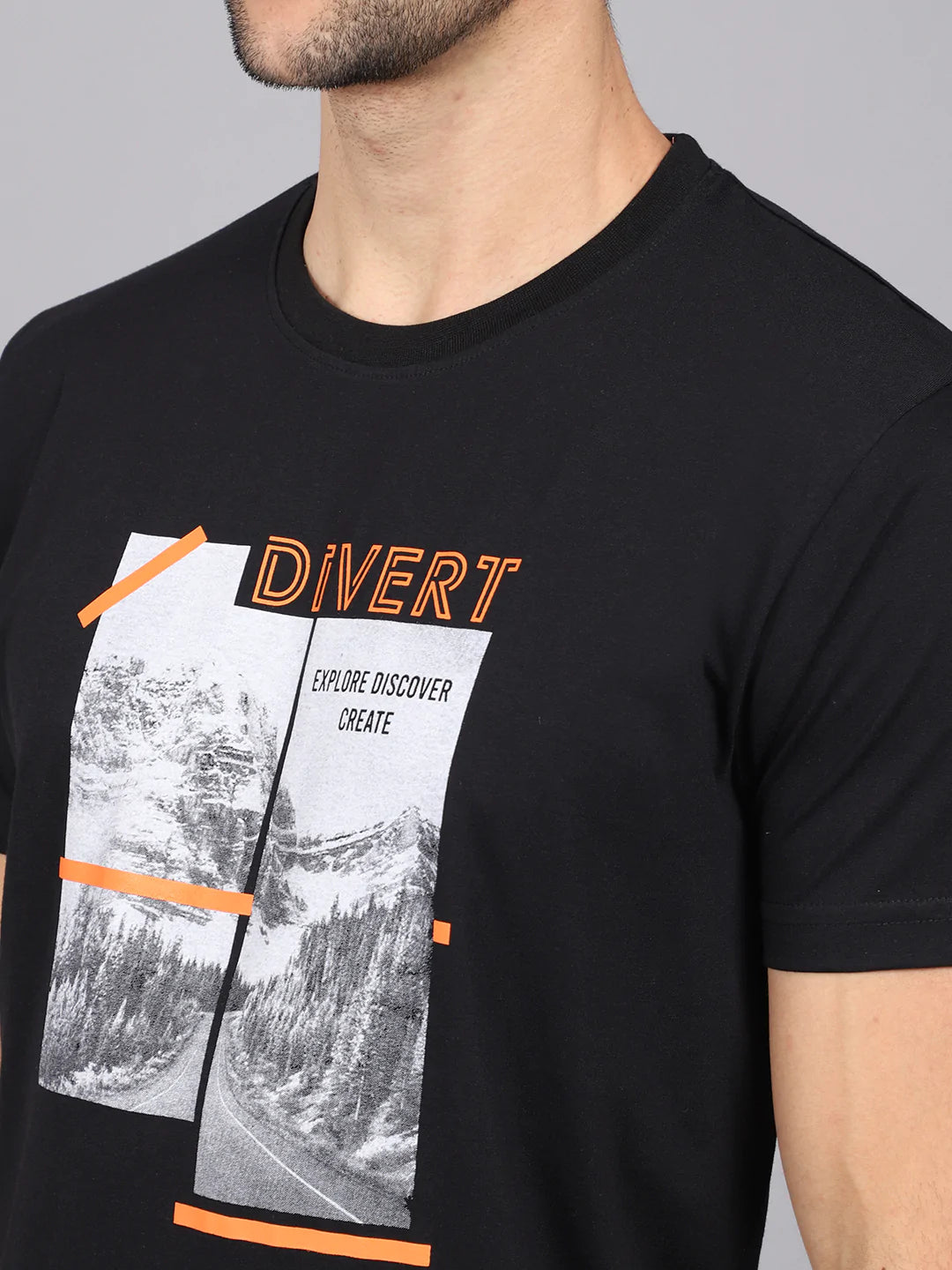 Men Black Printed Slim Fit T-shirt