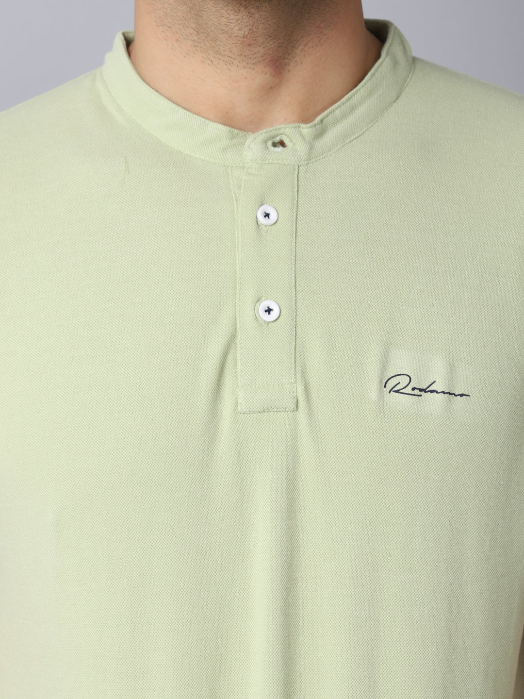 Men Green Henley Neck Slim Fit T-shirt