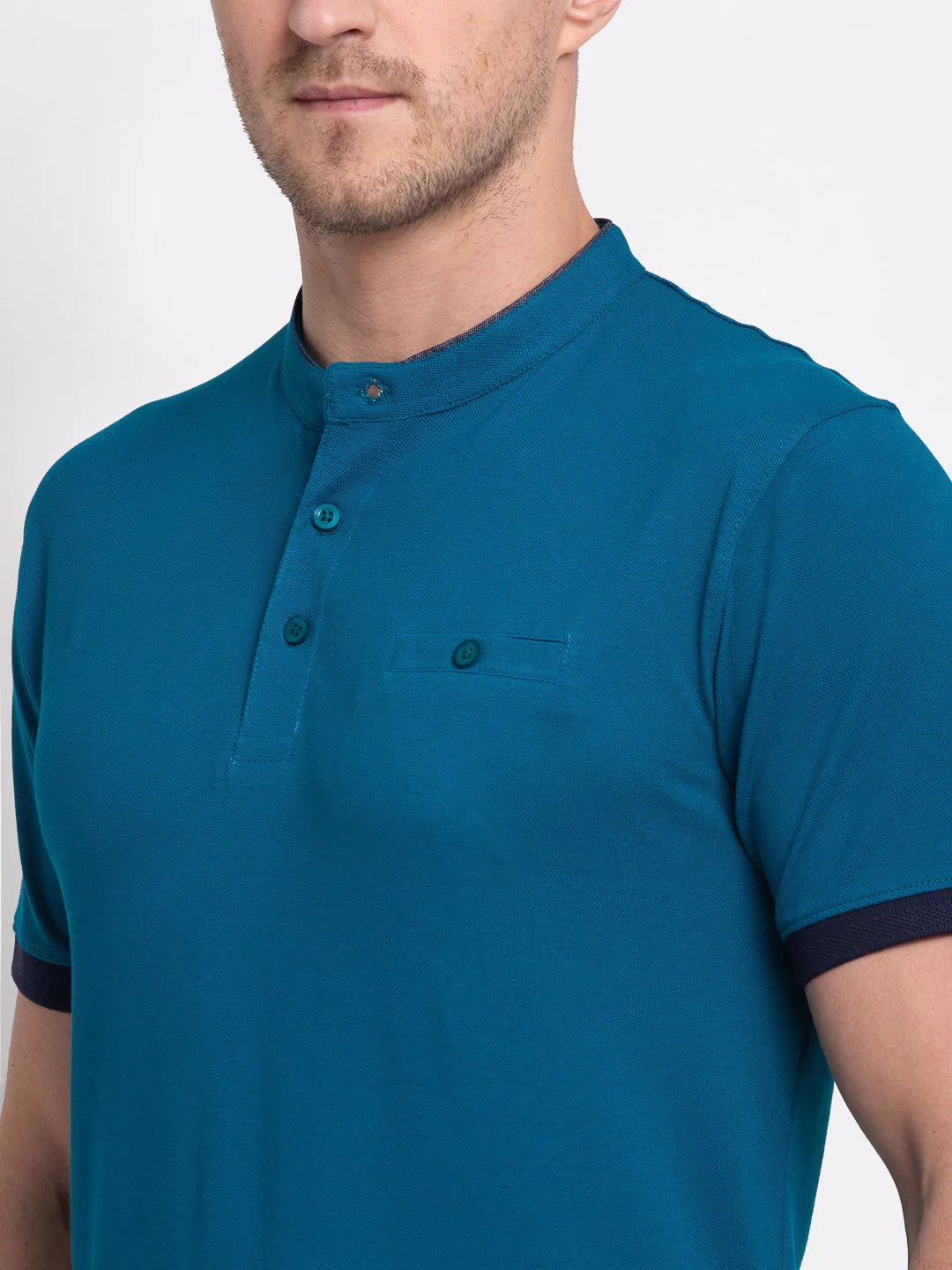 Men Blue Solid Henley Neck T-shirt