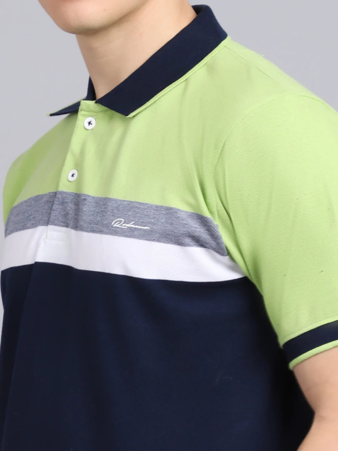 Men Multicoloured Colourblocked Polo Collar Slim Fit T-shirt