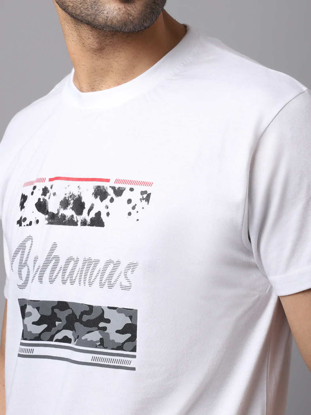 Men White Printed Slim Fit T-shirt