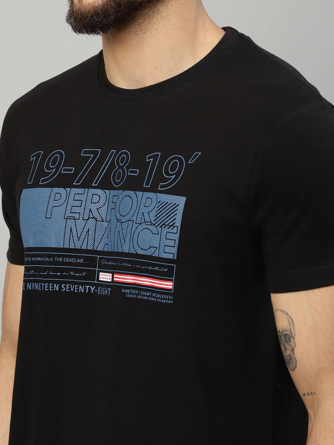 Men Black Typography Printed Slim Fit T-shirt