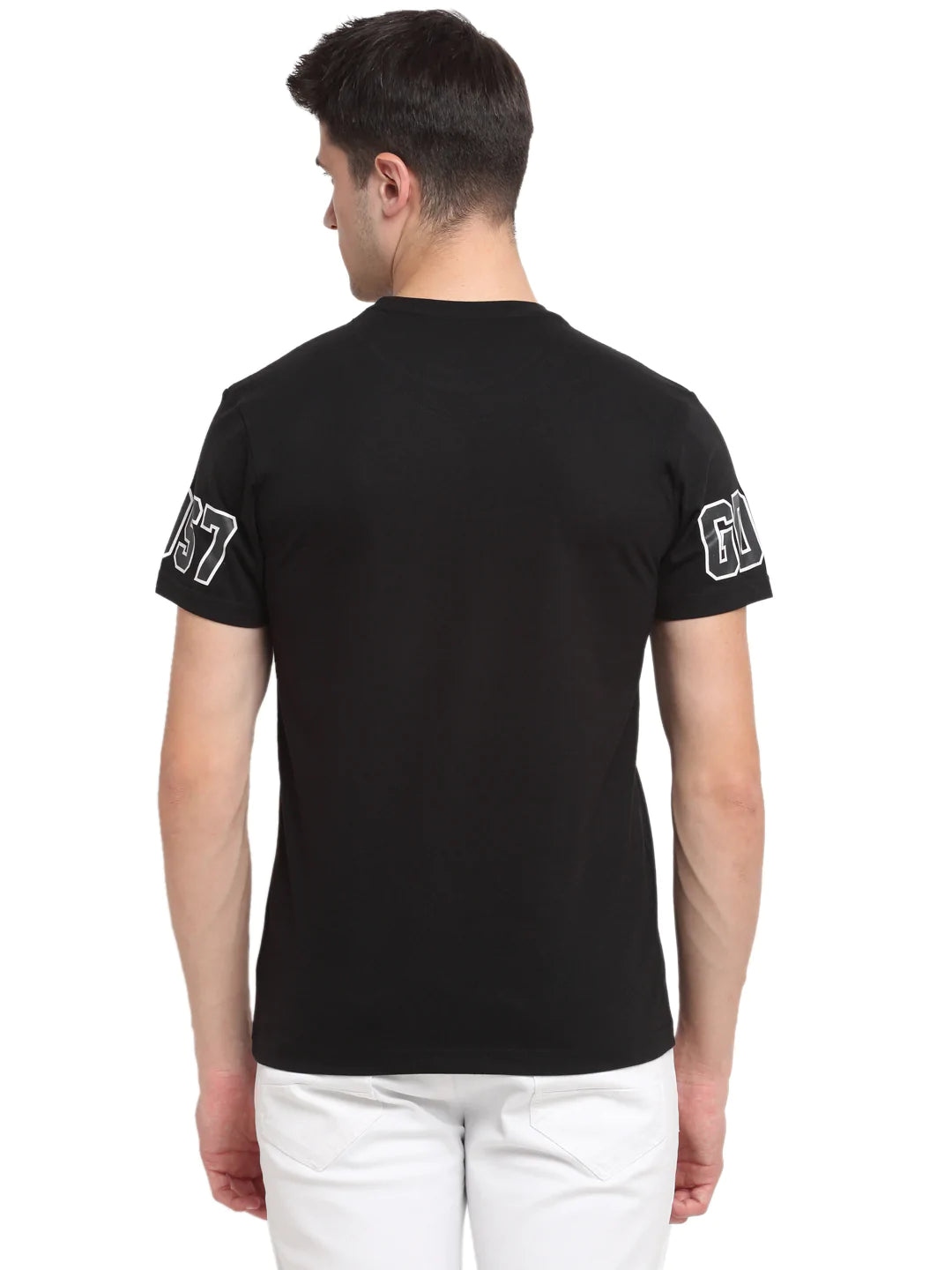 Men Black Typography Printed Slim Fit T-shirt