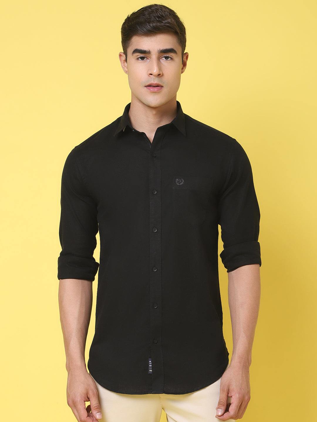 Spread Collar Slim Fit Linen Shirt