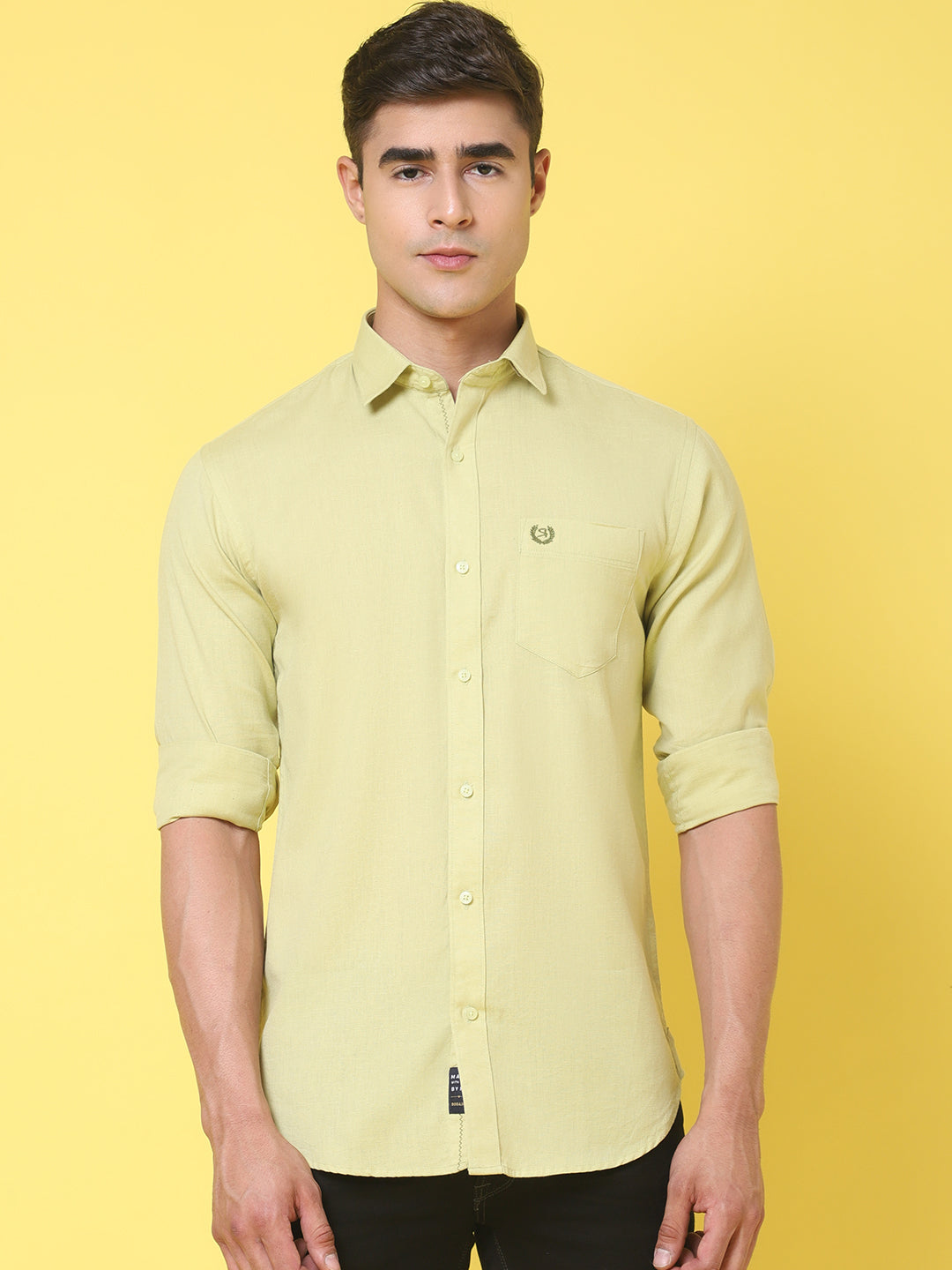 Spread Collar Slim Fit Linen Shirt