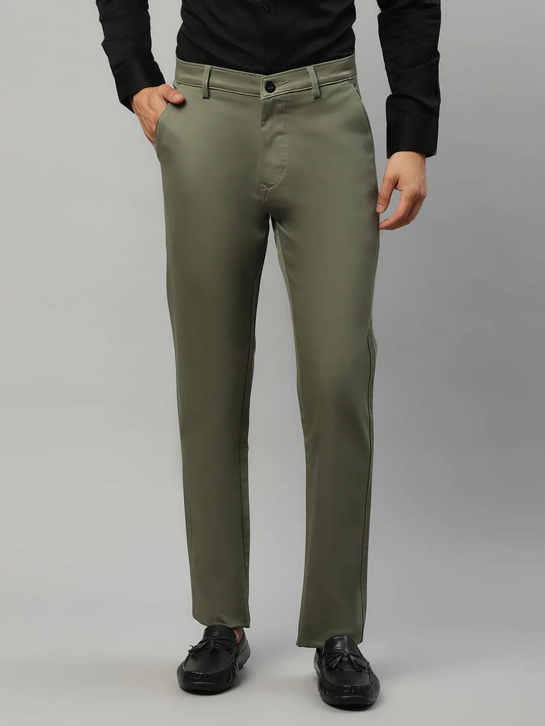 Men Olive Green Solid Slim Fit Regular Trousers