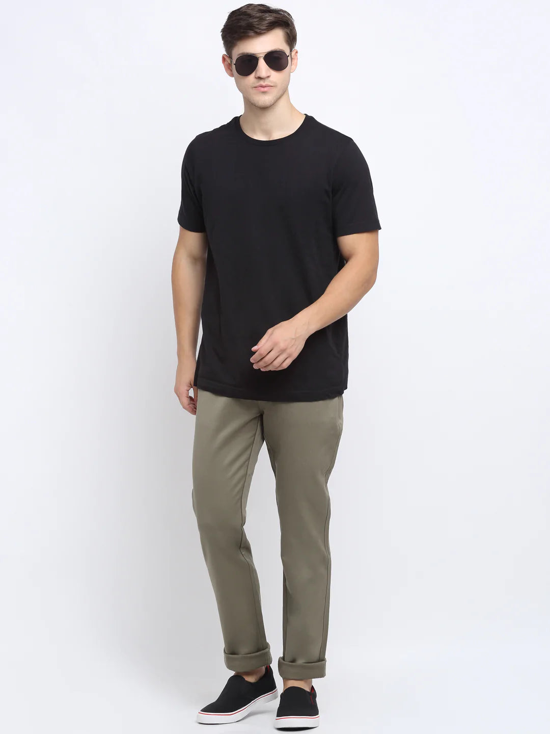 Men Olive Green Slim Fit Mid-Rise Clean Look Stretchable Jeans