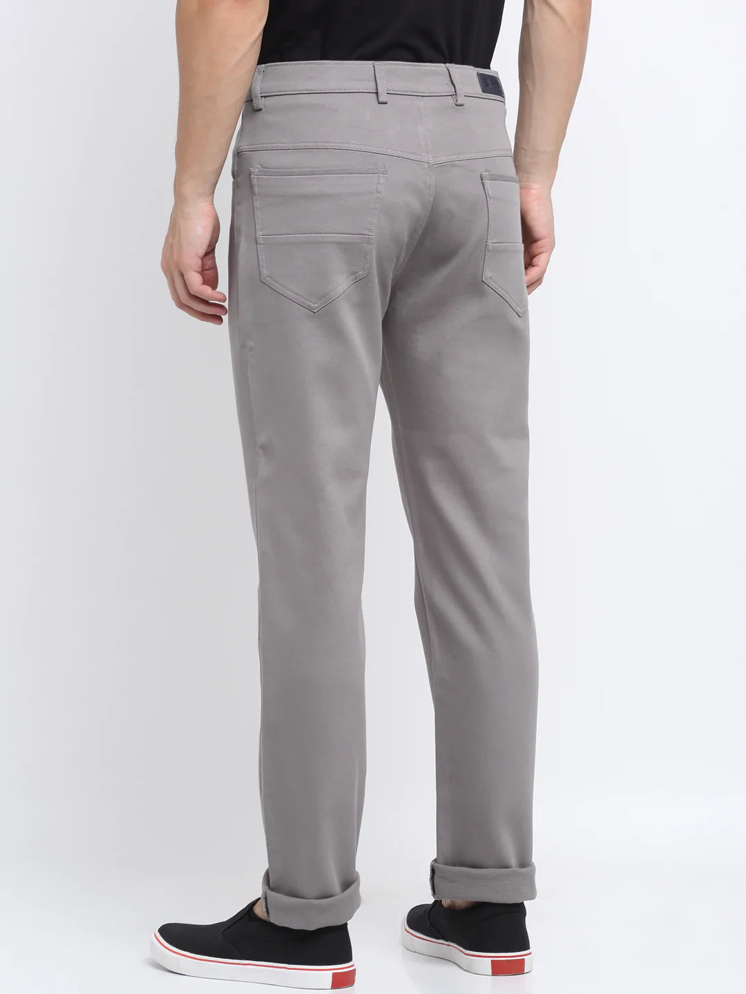 Men Grey Slim Fit Mid-Rise Clean Look Jeans
