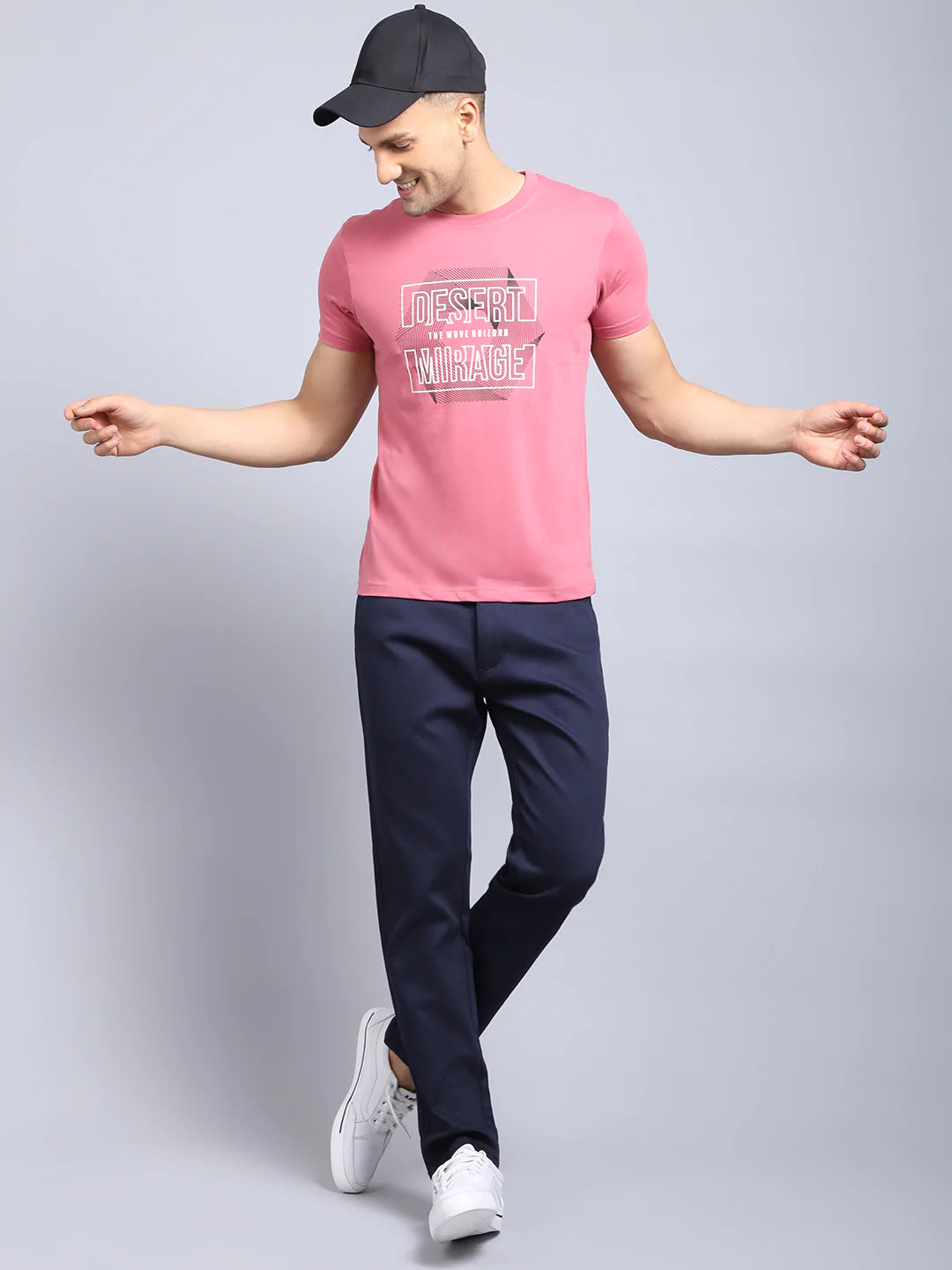 Men Pink Typography Printed Slim Fit T-shirt