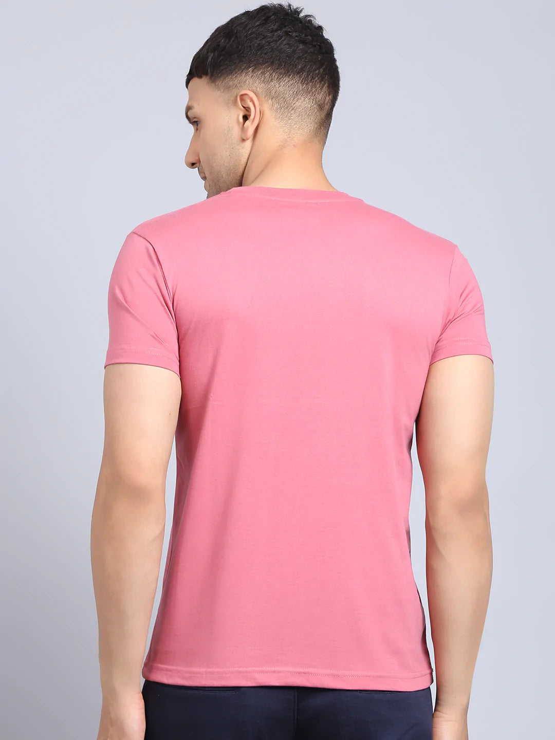 Men Pink Typography Printed Slim Fit T-shirt